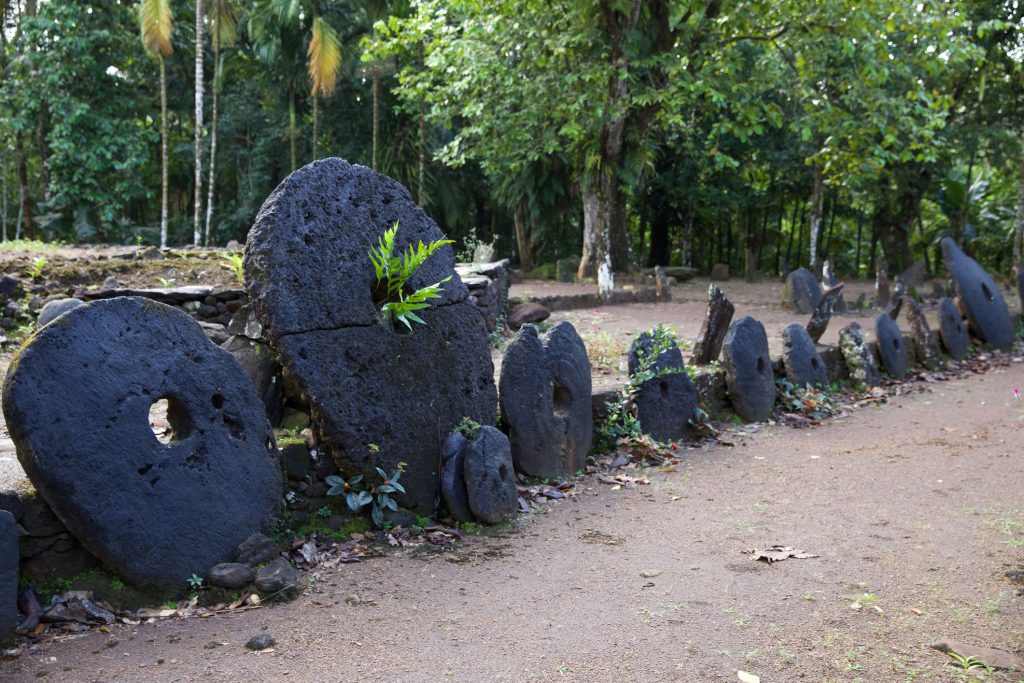 Alcuni Rai dell'isola di Yap