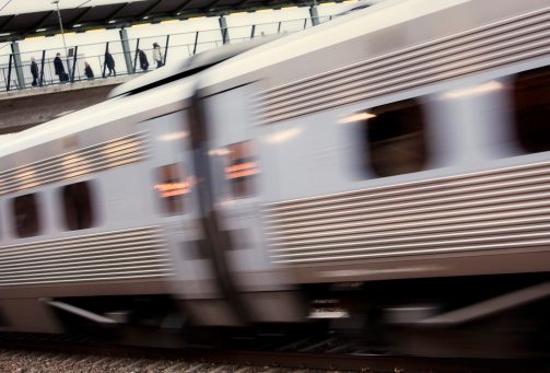 financialounge - cina Credit Suisse Davin Wu Timothy Ross trasporti