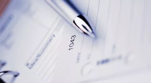 financialounge - assicurativi fondi di diritto italiano gestine del patrimonio italia settore bancario titoli di stato