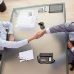 Gli italiani preferiscono la consulenza professionale