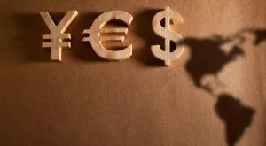 financialounge - banche centrali BCE brasile dollaro esportazioni euro Europa Federal Reserve giappone J.P. Morgan Asset Management Maria Paola Toschi mercati valutari OMT politica monetaria quantitative easing tassi di interesse yen