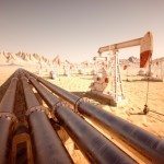 Petrolio su, oro giù