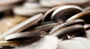 financialounge -  banche centrali debito pubblico diversificazione fondamentali Fondi obbligazionari indice di Sharpe Invesco liquidità livello di rischio mercati emergenti mercati valutari paesi core rendimenti titoli di stato USA valuta locale
