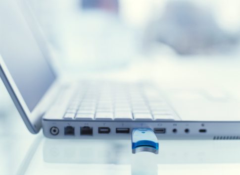 financialounge -  fondamentali imprese orizzonte temporale settore tecnologico settori