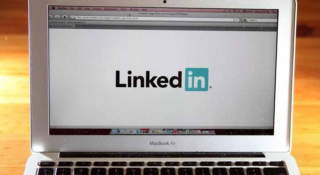 financialounge - borsa Jeff Weiner LinkedIn salari settore tecnologico social network