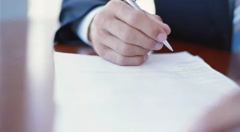 financialounge - assicurativi italia settori stabilità