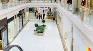 financialounge -  centri commerciali fly to quality italia