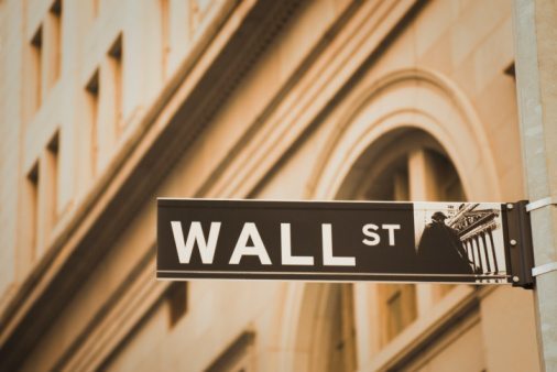 financialounge -  consumi finanza indice mercati azionari opportunità di investimento previsioni settore tecnologico telecomunicazioni USA Wall Street