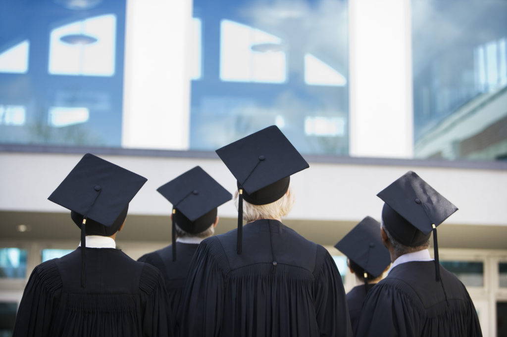 financialounge - aziende laurea lavoro recruitment Tutored università