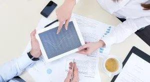 financialounge - Analyst Survey Assoreti consulente finanziario Fidelity International fiducia consumatori Paolo Federici