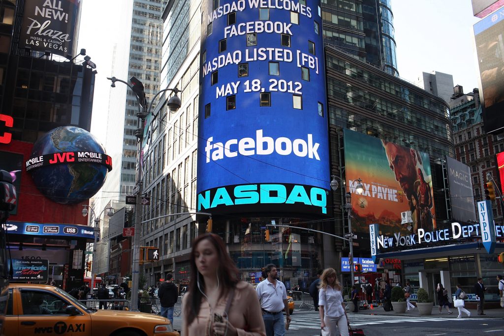 financialounge -  borsa facebook Mark Zuckerberg mobile nasdaq utili