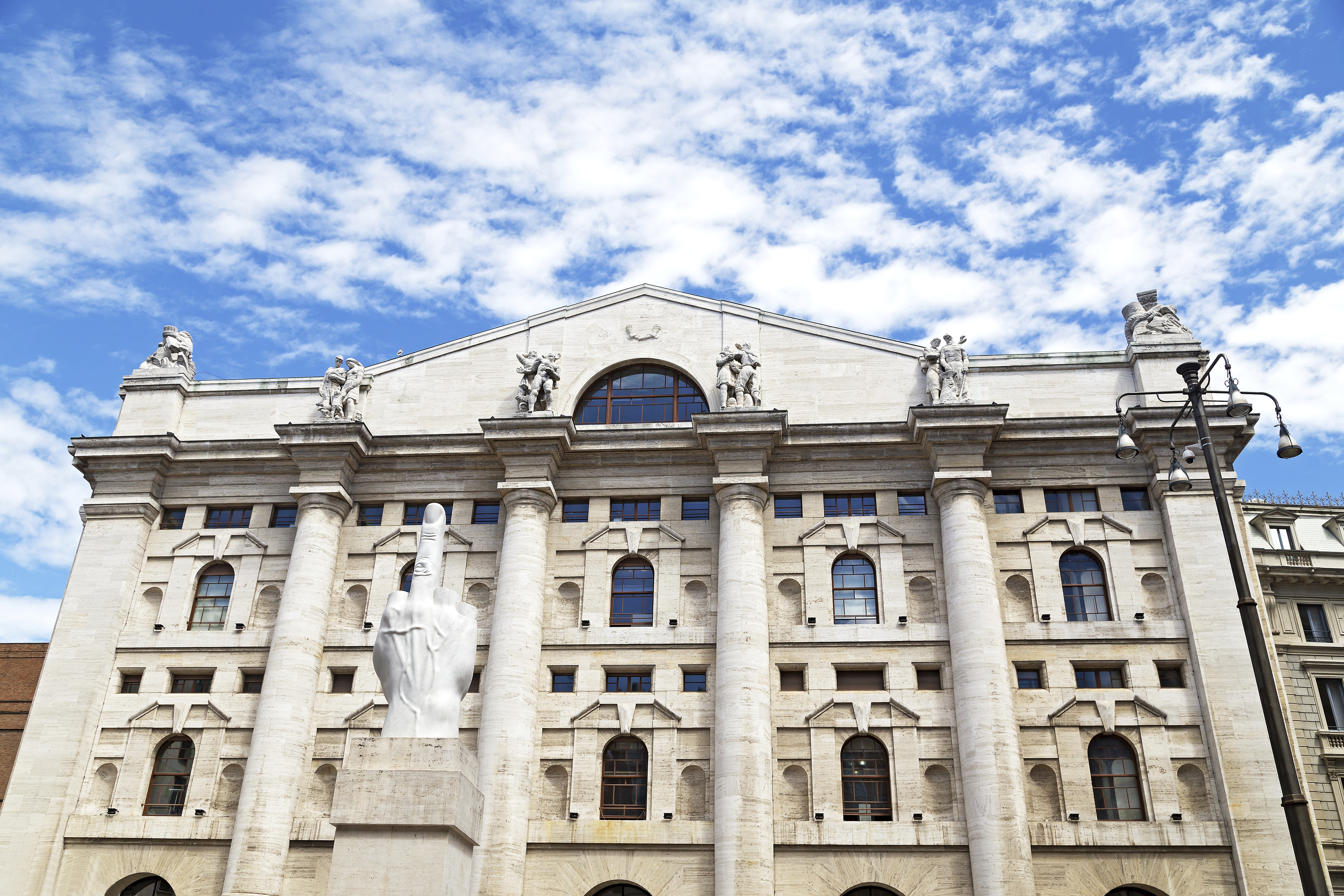 financialounge -  borsa BTP bund mercati valutari Piazza Affari spread