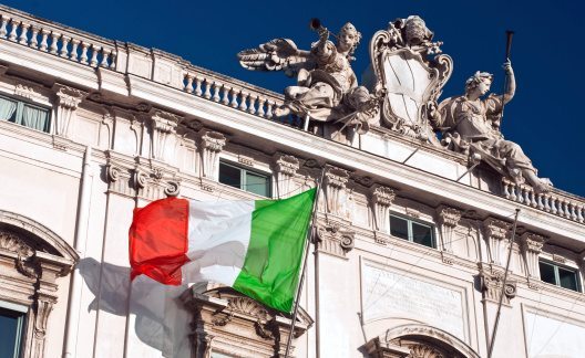 financialounge -  BTP fondi a cedola italia