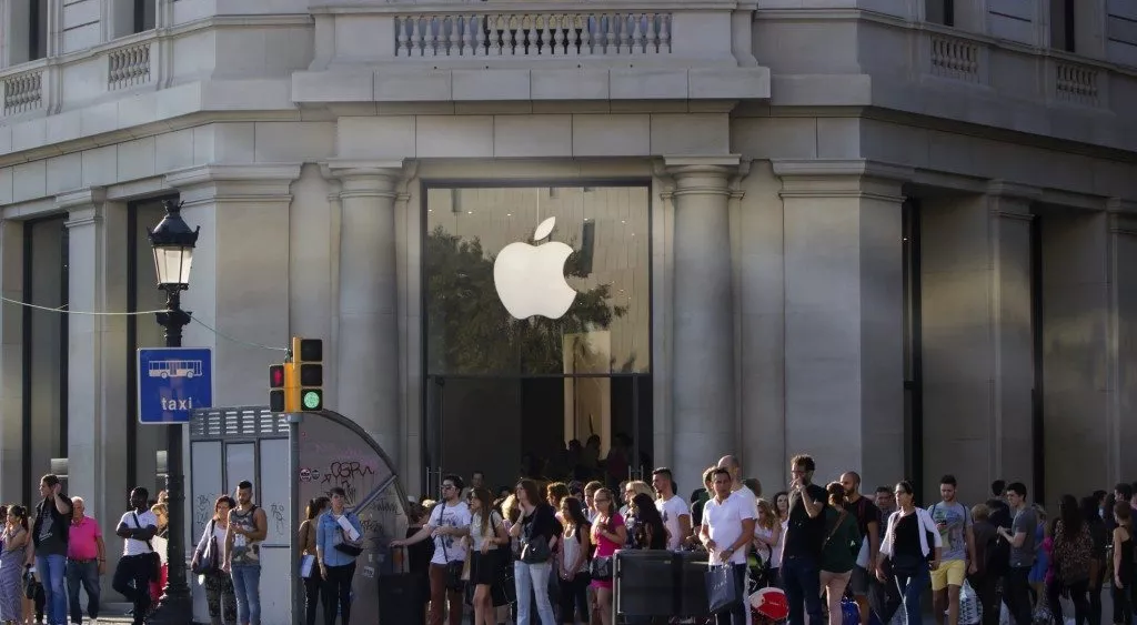 financialounge - Apple debito grecia microsoft