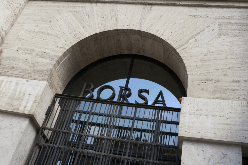 financialounge - Invesco Pan European Equity italia Jeff Taylor Matteo Renzi paesi periferici Piazza Affari riforme spagna