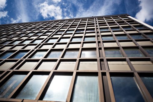 financialounge -  consulenza finanziaria crescita economica imprese settore bancario