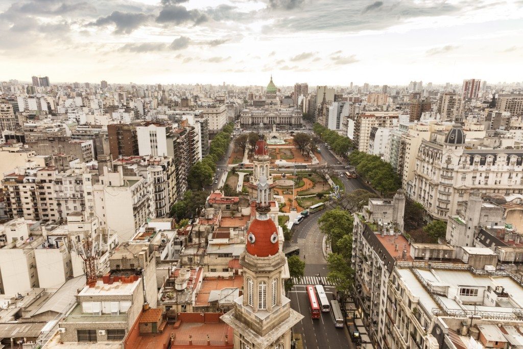 financialounge -  Argentina debito pubblico default hedge fund mercati obbligazionari settore bancario