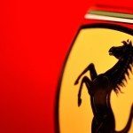 Cambio dei top manager, le due storie diverse di Luxottica e Ferrari