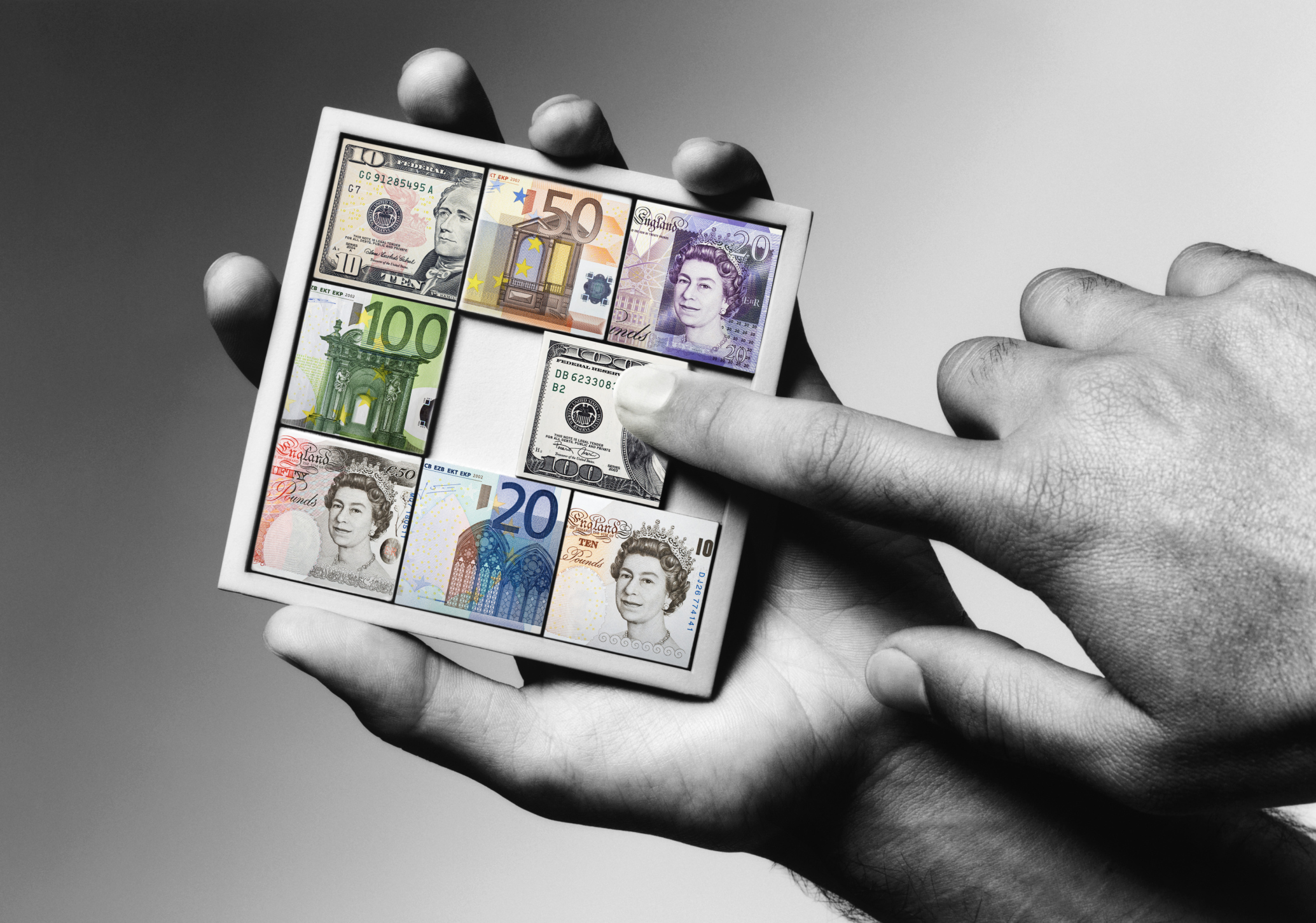 financialounge -  Credit Suisse dollaro euro Europa mercati emergenti
