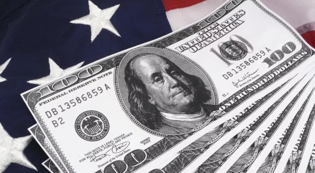 financialounge - BCE Credit Suisse crescita economica dollaro Federal Reserve inflazione quantitative easing tassi di interesse