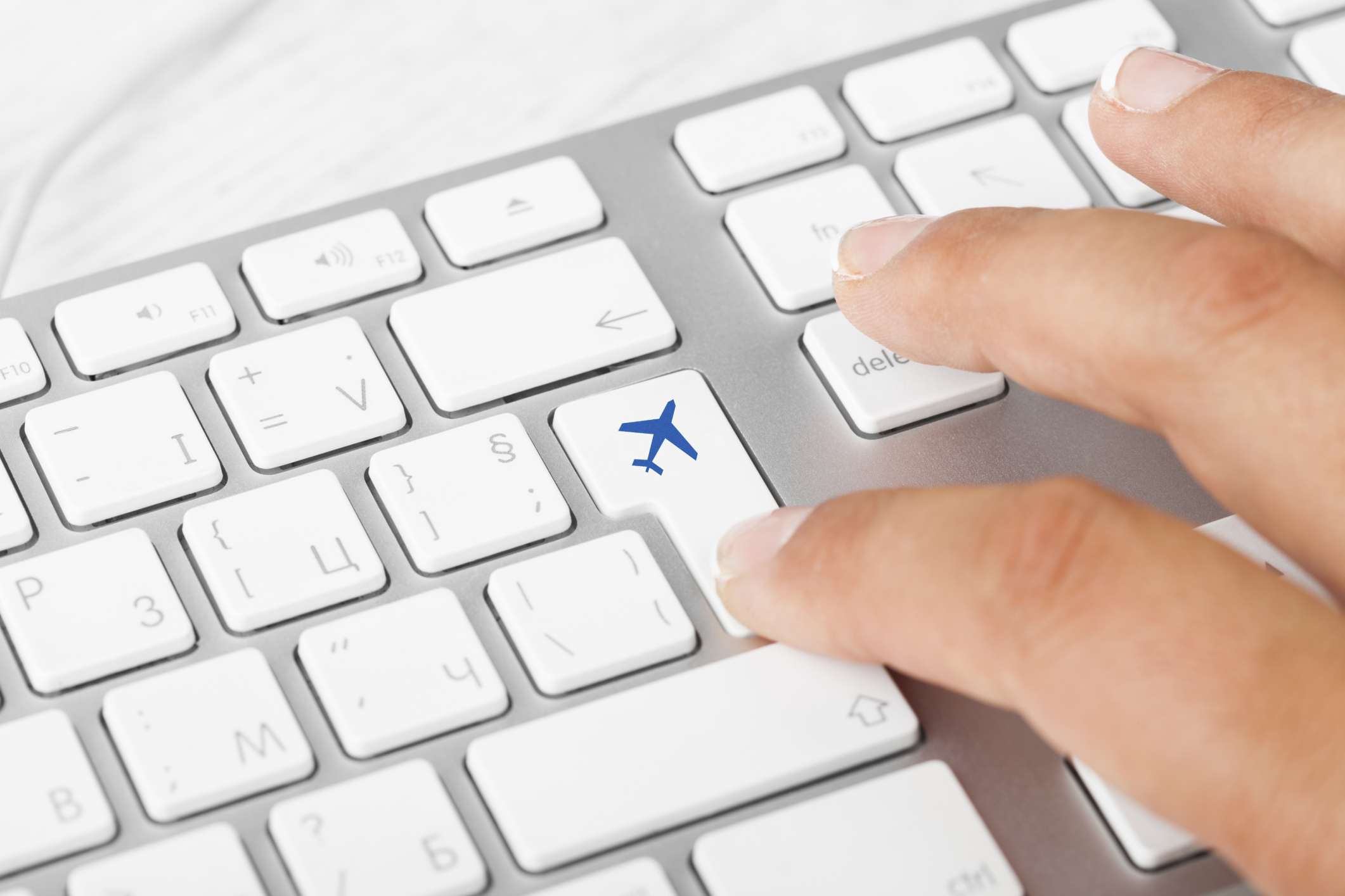 financialounge -  ecommerce italia smartphone turismo
