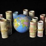 Tutte le implicazioni sui mercati della «guerra delle valute»