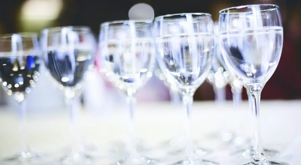 financialounge - acqua cibo Martin Riese USA