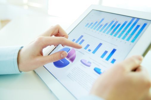 financialounge - BlackRock credito al consumo credito d'impresa Fondi obbligazionari inflazione mercati azionari produttività Russ Koesterich salari titoli di stato USA