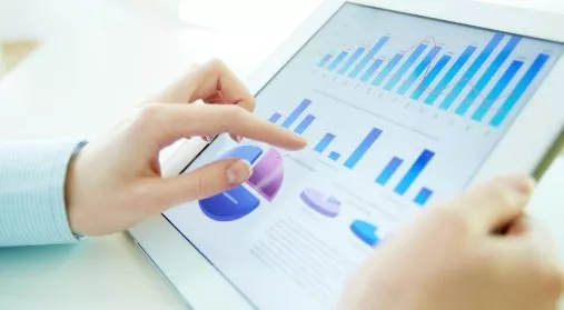 financialounge - BlackRock credito al consumo credito d'impresa Fondi obbligazionari inflazione mercati azionari produttività Russ Koesterich salari titoli di stato USA