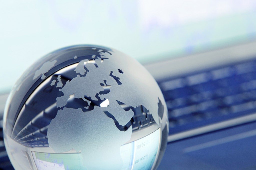 financialounge - Anja Hochberg BCE Europa francia germania italia mercati azionari paesi periferici politica monetaria