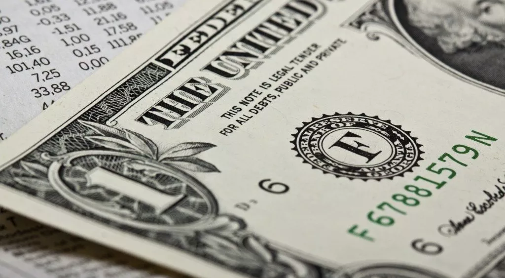 financialounge -  dollaro facebook Mark Zuckerberg salari