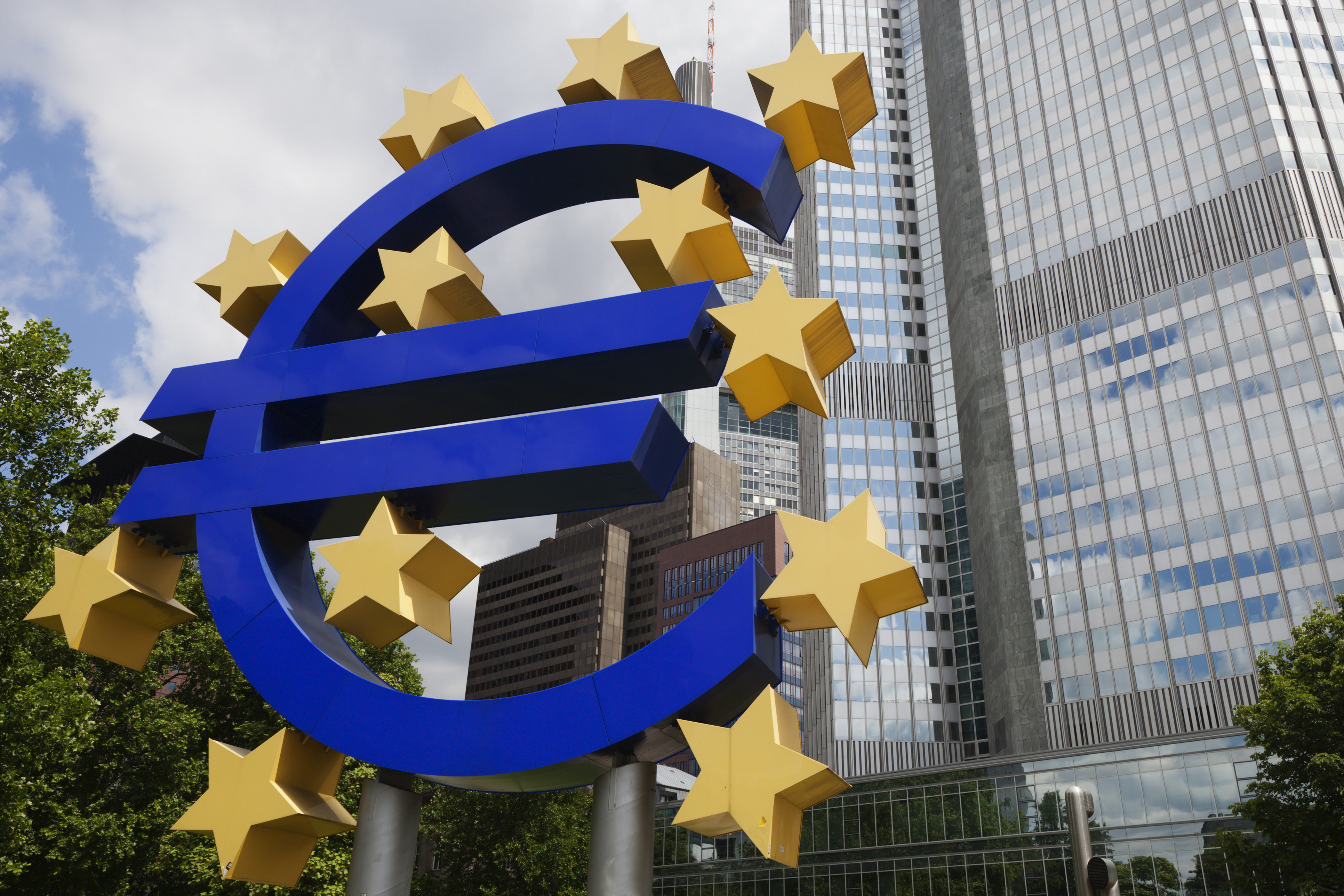 financialounge -  BCE BlackRock Mario Draghi politica monetaria quantitative easing riforme Scott Thiel