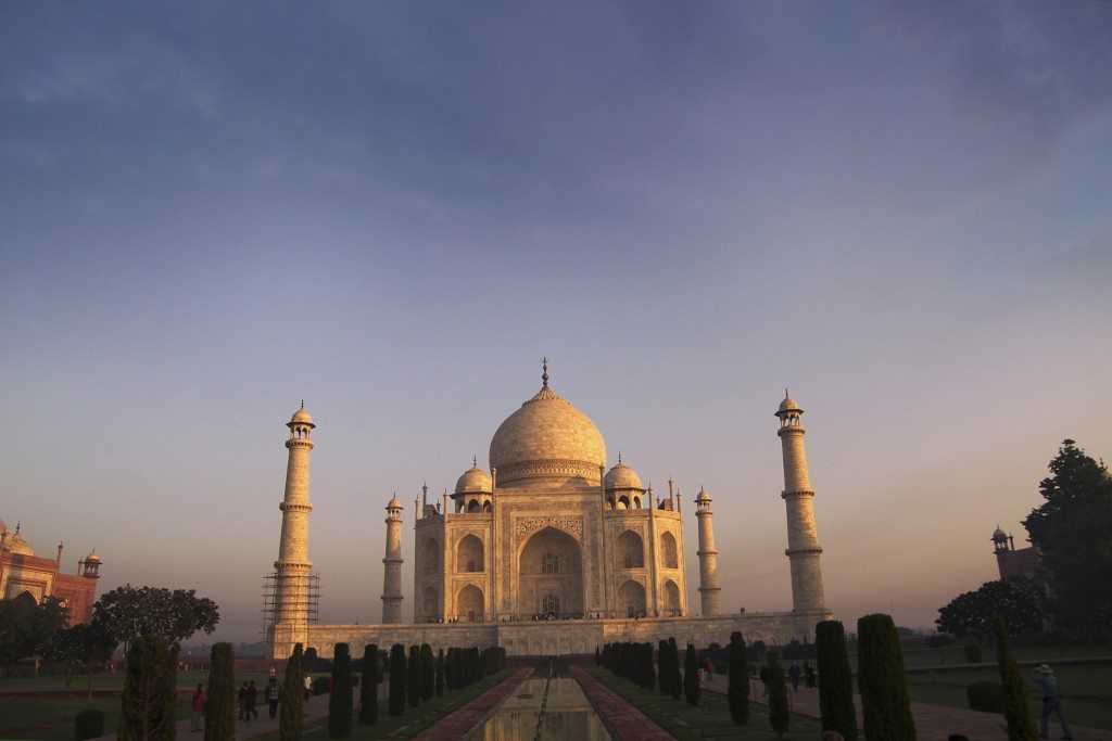 financialounge - Adam McCabe diversificazione india Laura Nateri mercati obbligazionari