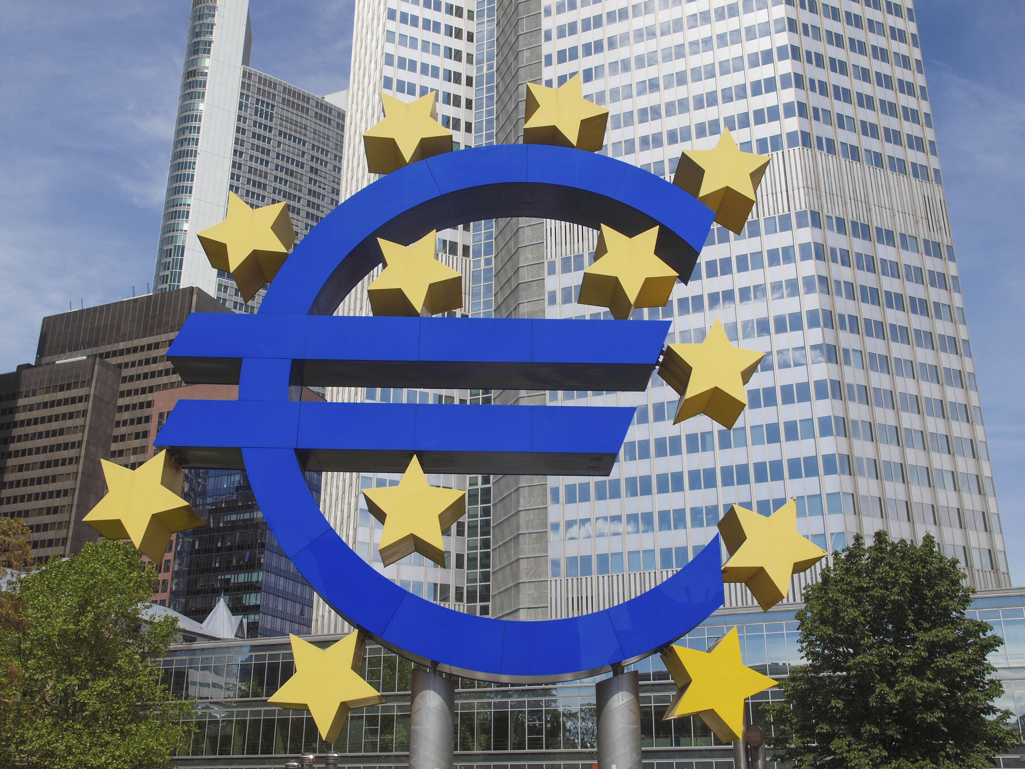 financialounge -  BCE credito d'impresa dollaro euro inflazione Maria Paola Toschi Mario Draghi mercati valutari quantitative easing