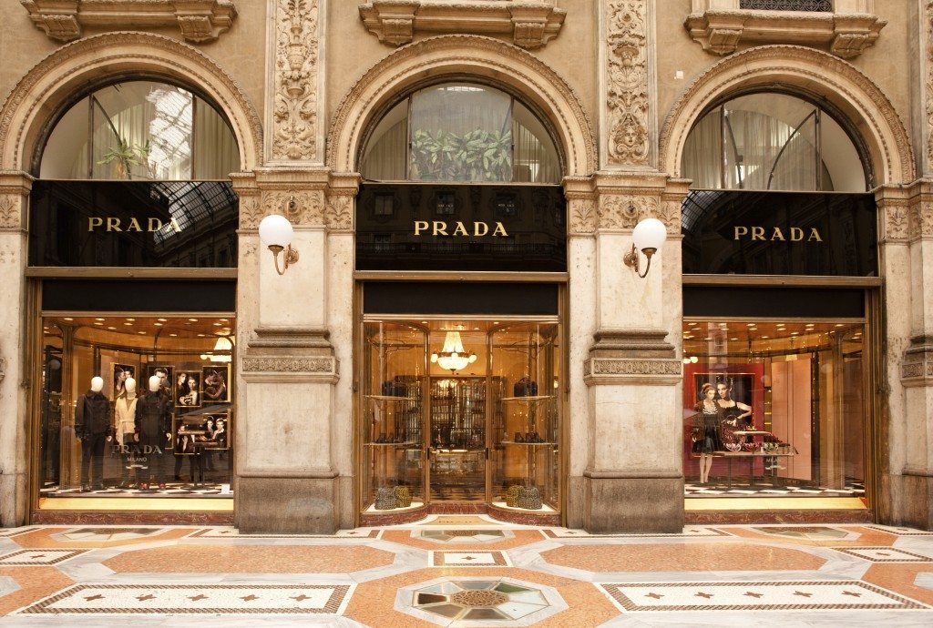 financialounge -  beni di consumo lusso moda orizzonte temporale Piazza Affari