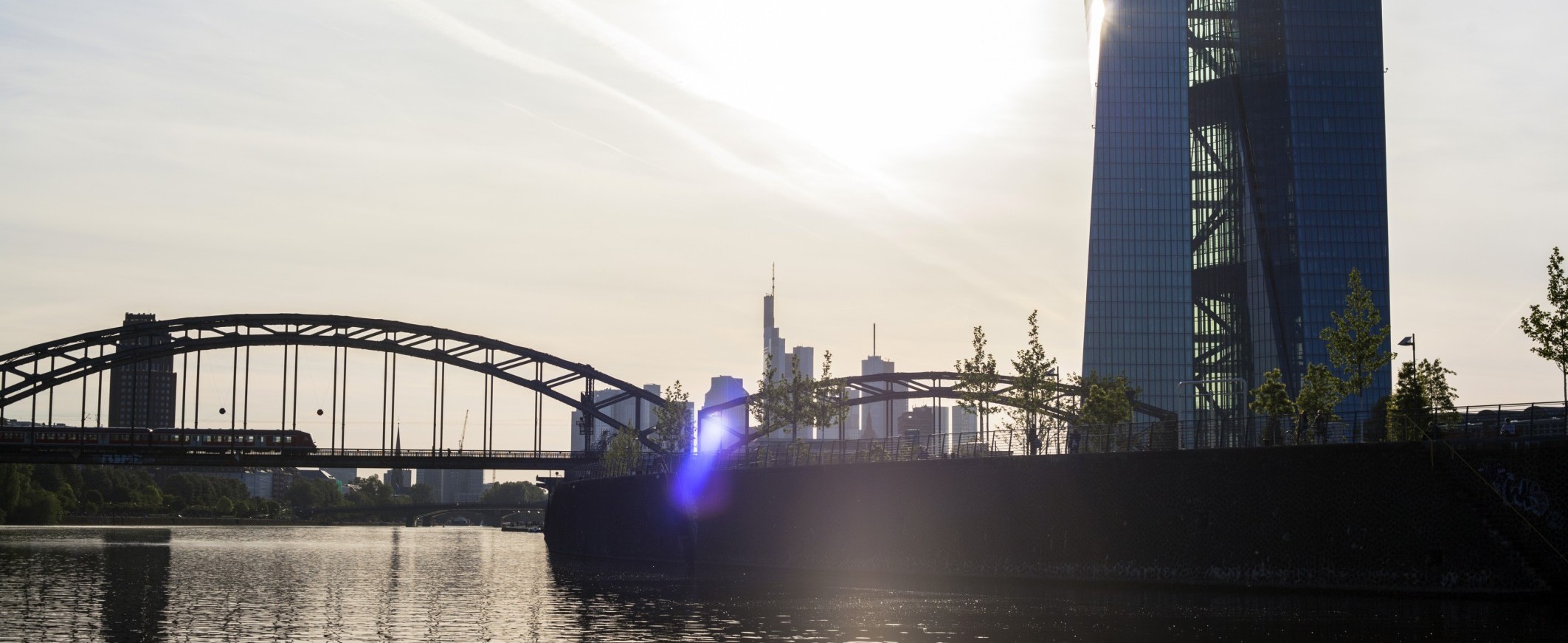 financialounge - deflazione inflazione mercati valutari quantitative easing