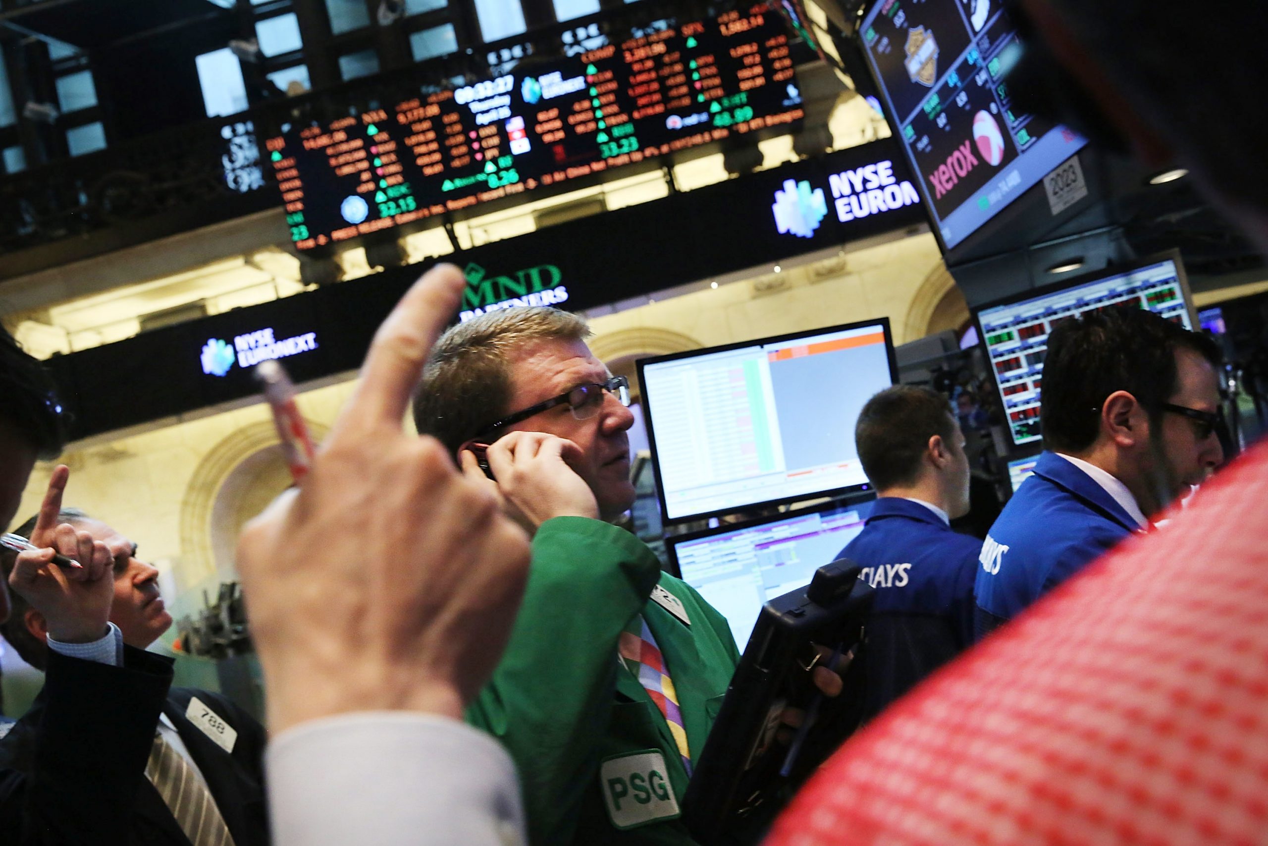 Le Borse europee tentano il rimbalzo, a Wall Street tonfo di Snapchat dopo profit warning