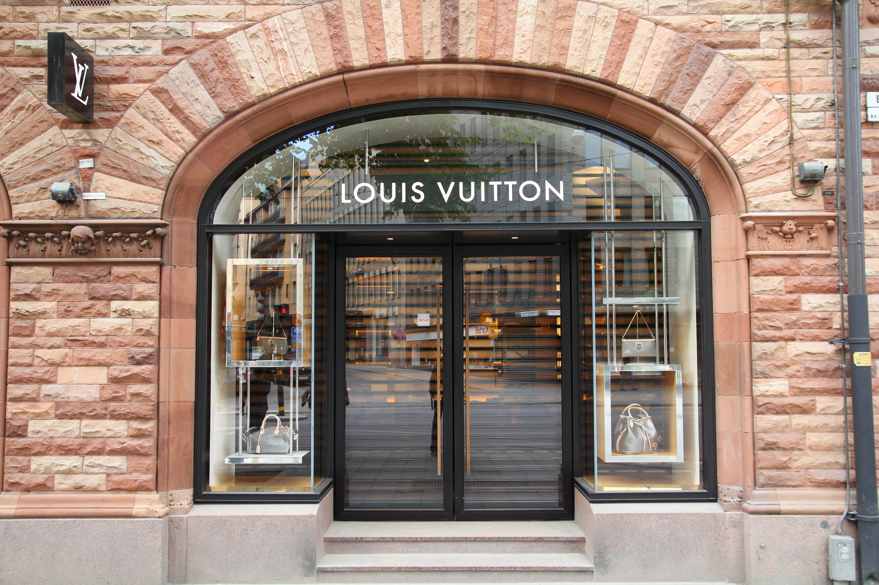 financialounge -  GAM Gucci JB Luxury Brands Fund L'Oreal lusso LVMH