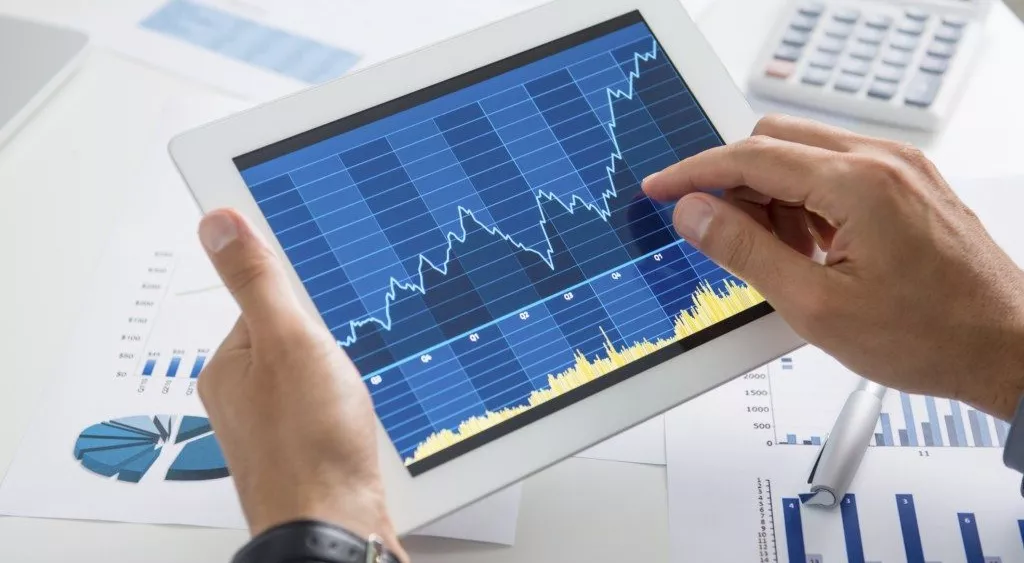 financialounge - borsa investimenti italia mercati azionari risparmi risparmio gestito