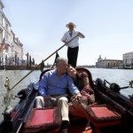 Turismo, boom di arrivi in Italia con il dollaro forte