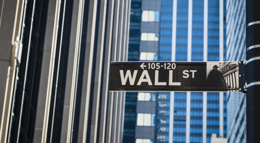 financialounge - beni di consumo industria mercati azionari S&P500 settore tecnologico telecomunicazioni trimestrali utilities Wall Street