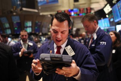 financialounge -  Borse europee commissione europea dazi FTSE Mib inflazione Mediobanca Mps Pce PIL Wall Street