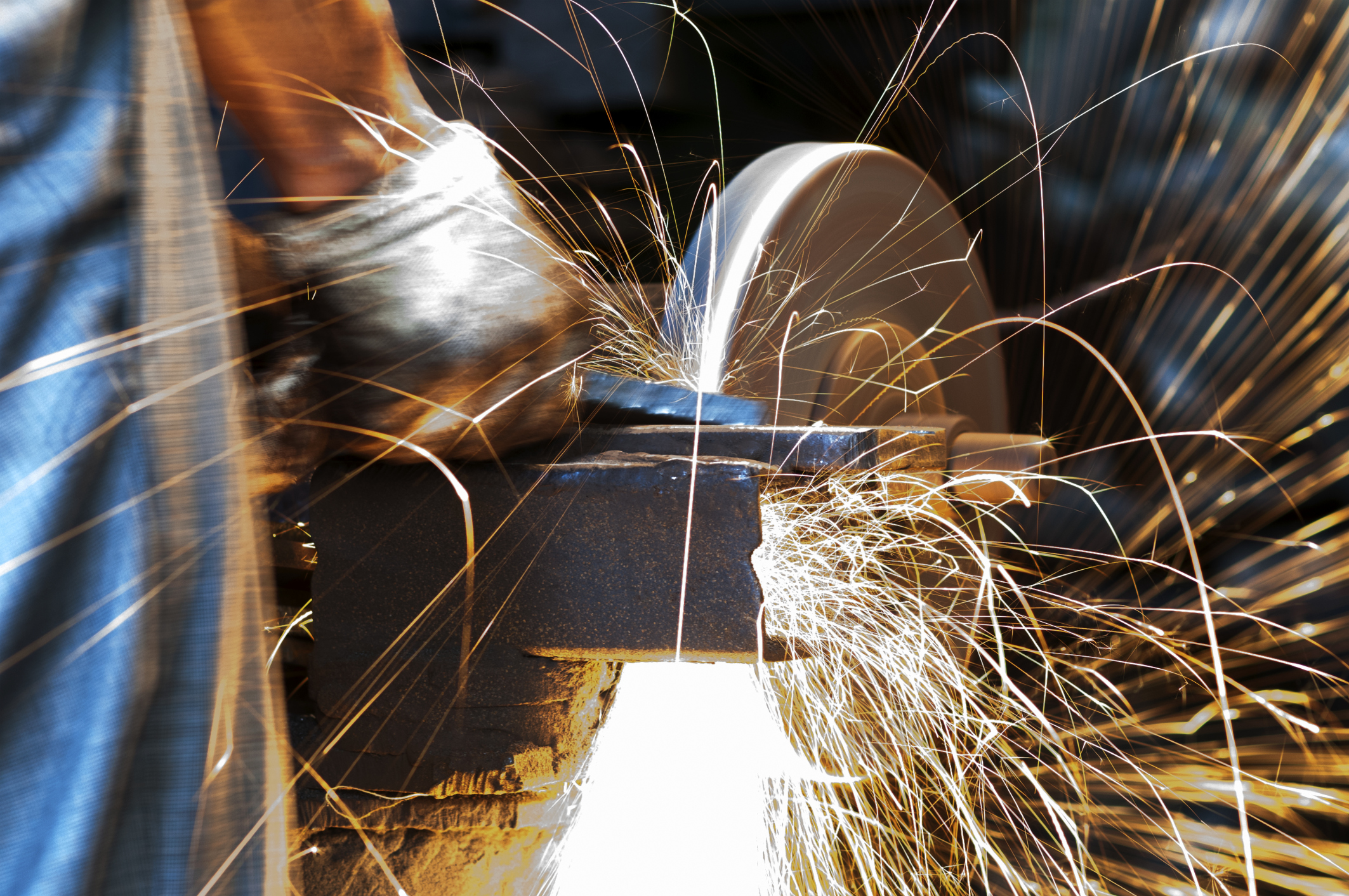 financialounge -  crescita economica industria italia PMI tasse