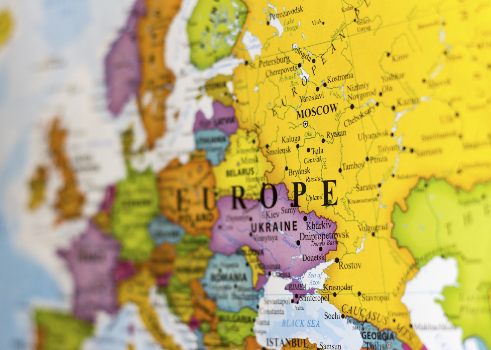 financialounge -  Europa mercati azionari mercato del credito Pioneer Investments quantitative easing volatilità