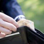Retribuzioni, cosa succede se i dipendenti sono pagati di più