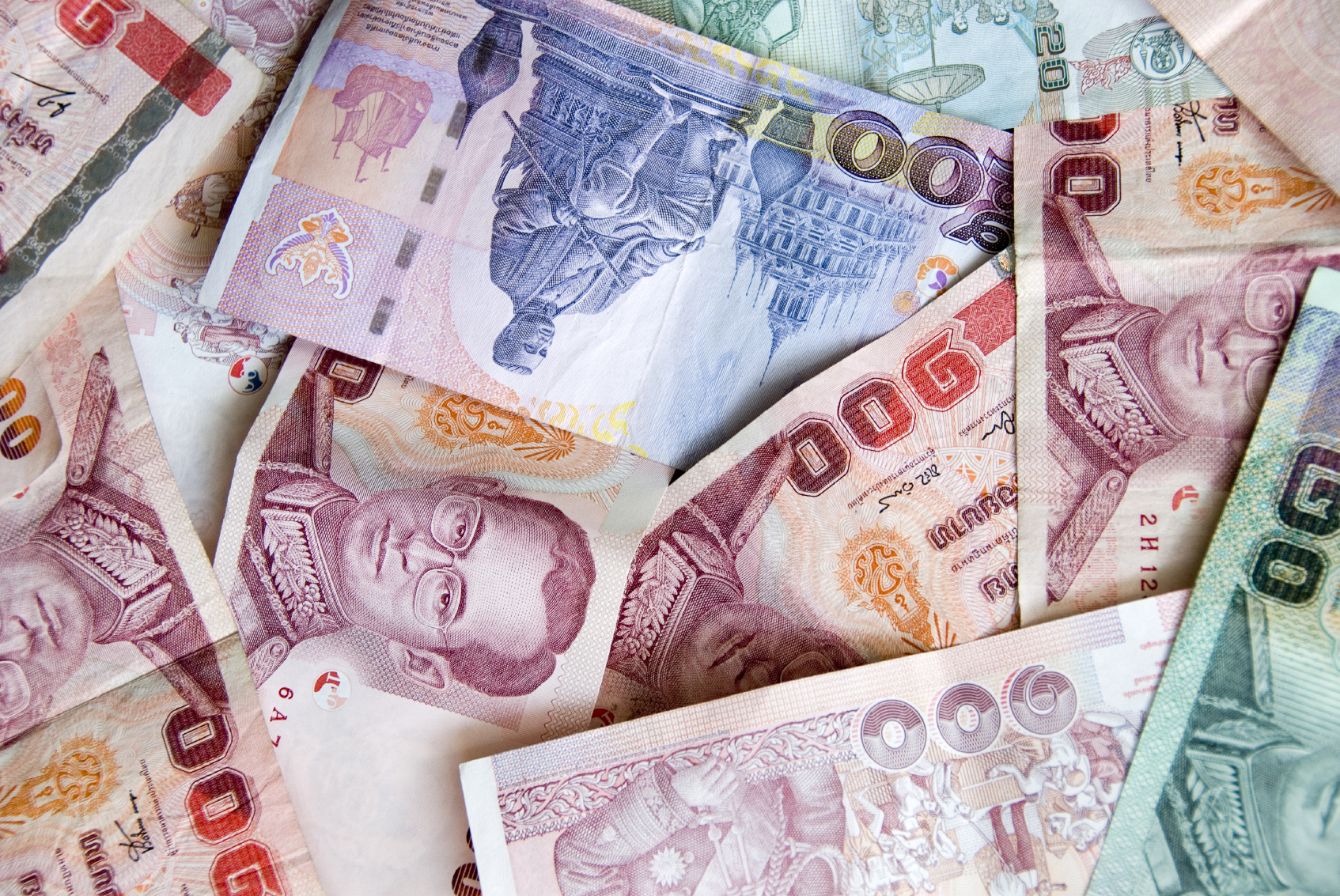 financialounge -  Asia esportazioni mercati emergenti orizzonte temporale Pictet valuta locale
