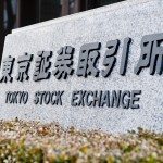 Borsa di Tokyo, gli investitori esteri hanno perso il rally del 2015