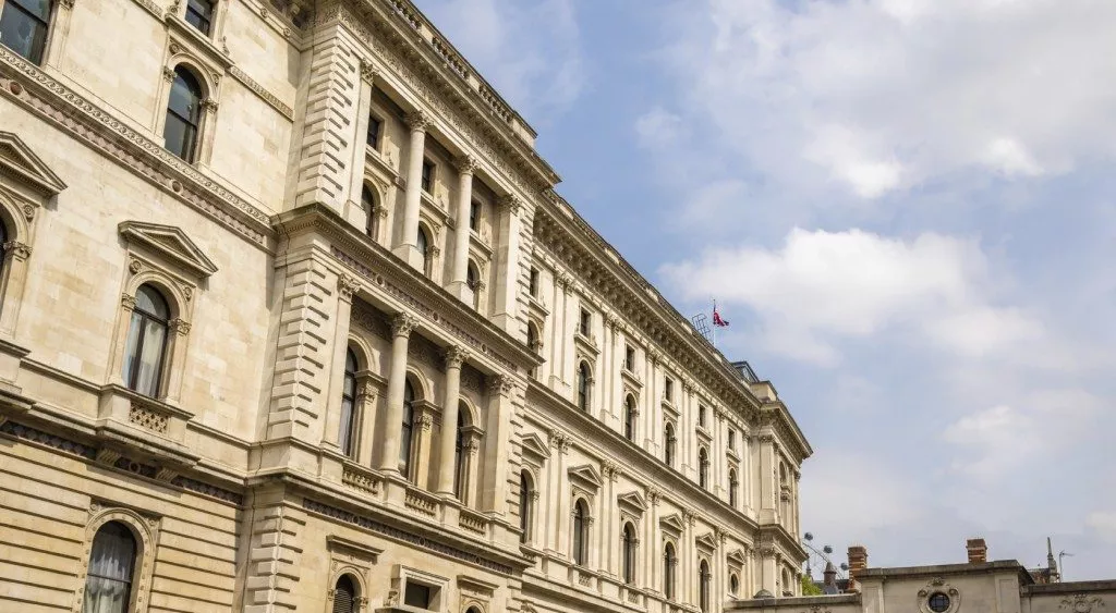 financialounge - banche centrali debito pubblico giappone italia tassi di interesse