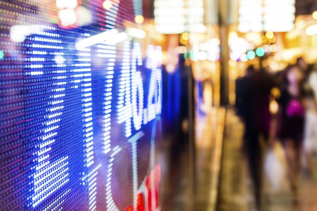 financialounge - gestione del rischio inflazione Marc Lacey materie prime mercati azionari protezione del capitale ripresa Schroders settore energetico