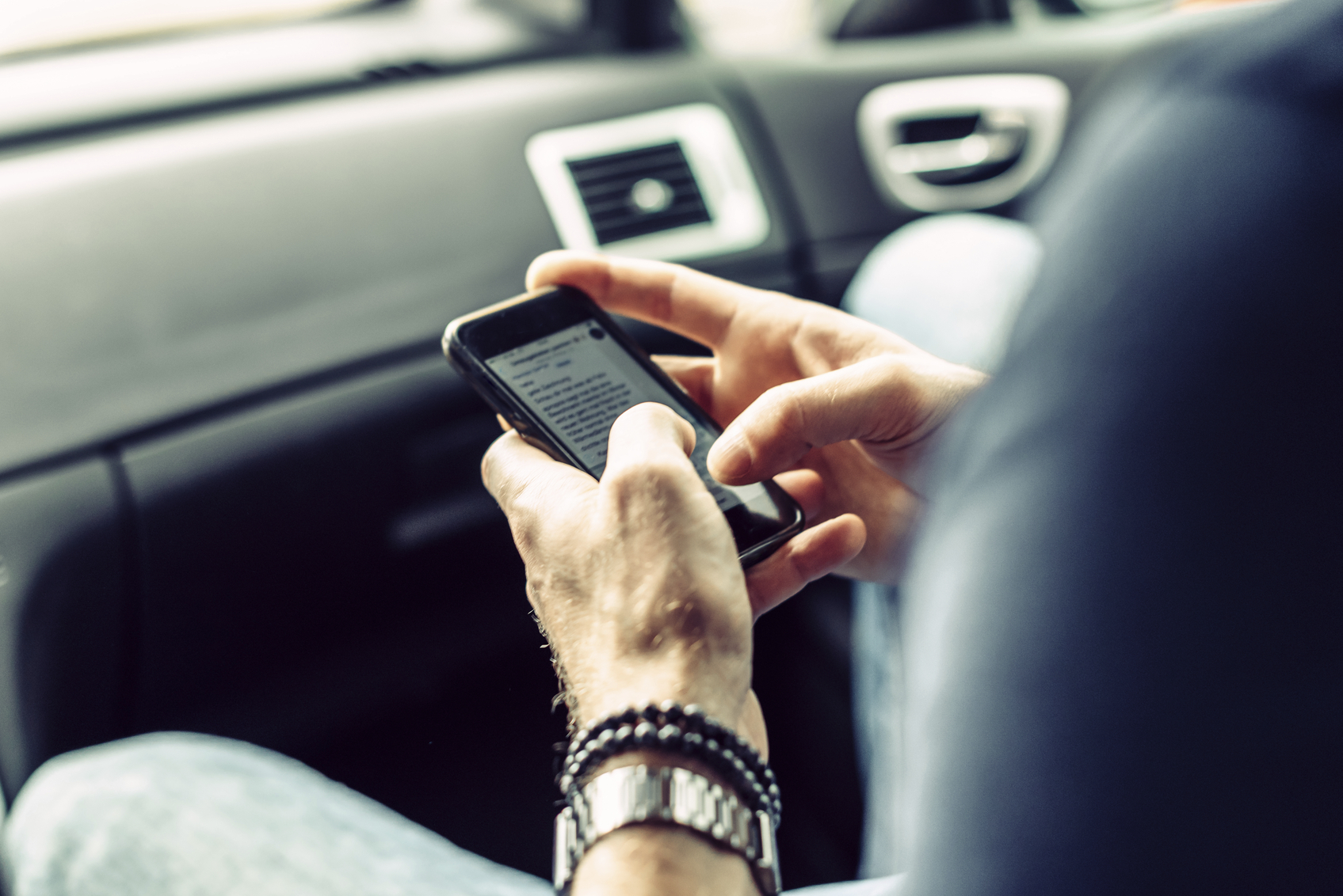 financialounge -  buyback cina india smartphone